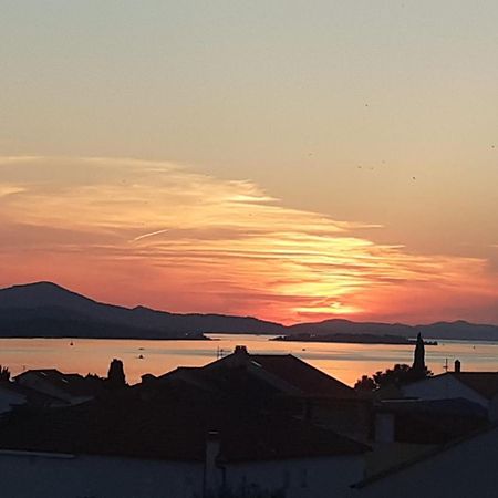 Appartamento Anna Biograd Na Moru Esterno foto